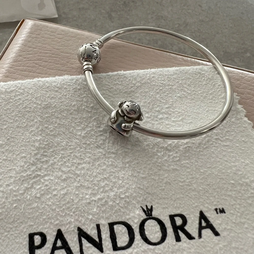 Pandora girl charm - Picture 1 of 5